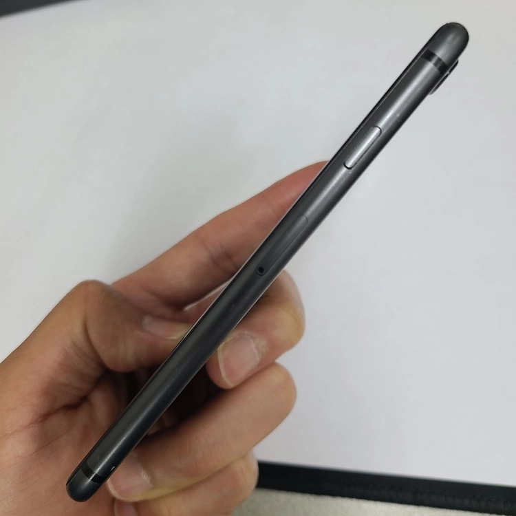 아이폰8 256GB 블랙 배터리90% 기능정상 중고폰 198984 이미지