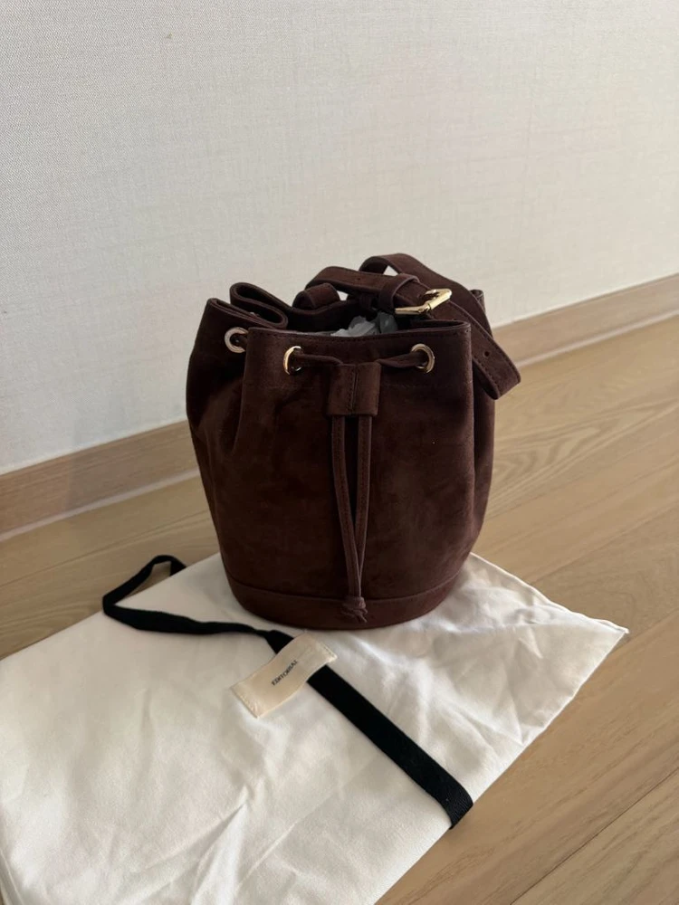 바이미나 스웨이드 복조리 가방(다크브라운) 이미지
