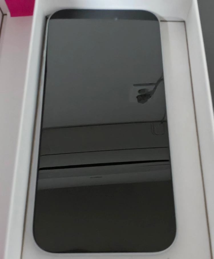 아이폰15 256GB 블루 S급 (교환 미사용 배터리 100) - 안심되는 중고거래