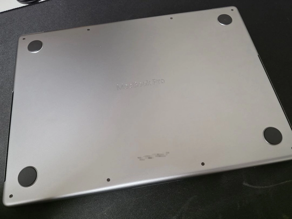 맥북 프로 M3 8g 512gb 이미지