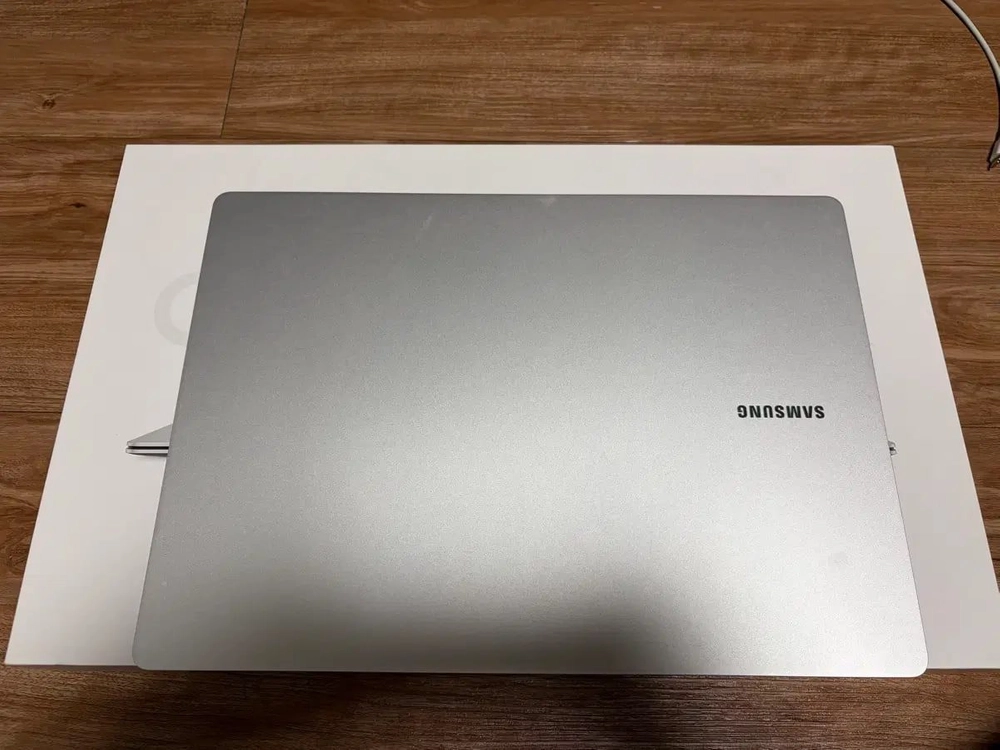 삼성 갤럭시북4 프로 14인치 (Ultra 5 / 16G / 512G) - 안심되는 중고거래