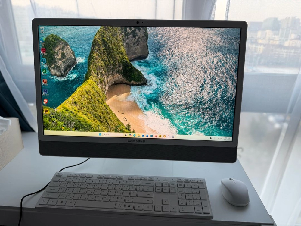 삼성 올인원PC 컴퓨터 i5-8265U 8GB RAM 이미지