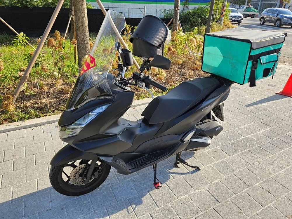 혼다 pcx125 24년 abs 배달풀셋팅 판매합니다 이미지