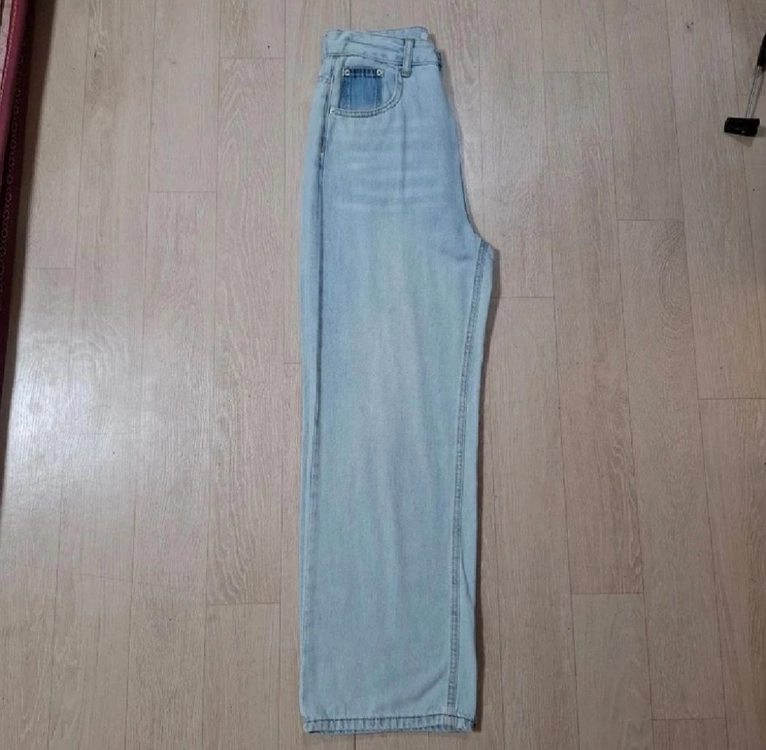 몽클레르 진 팬츠25 이미지