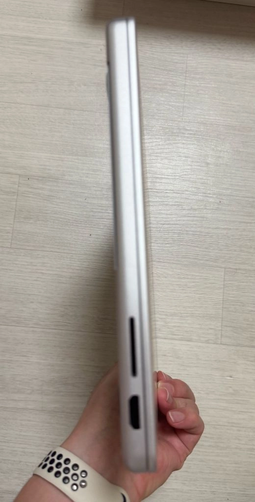 맥북프로 m3 14인치 8기가 512GB 이미지