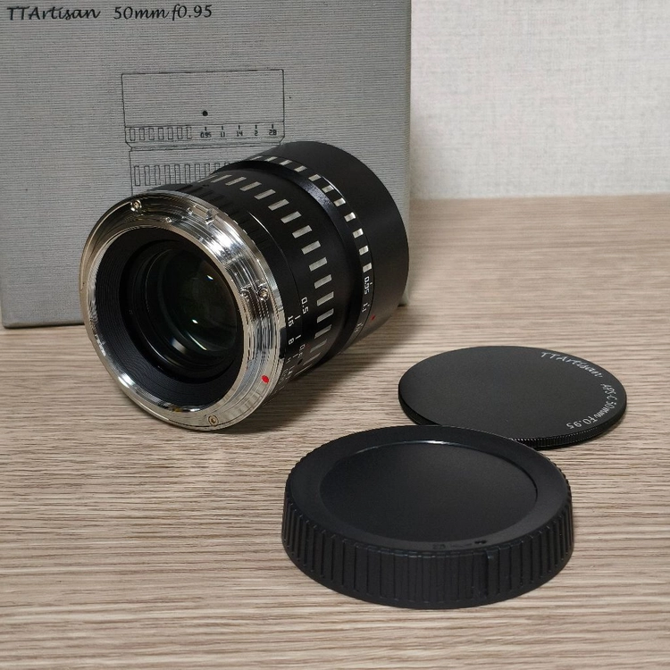 TTArtisan 50mm F0.95 렌즈. 니콘 Z마운트 이미지