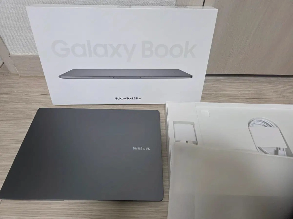 삼성 갤럭시북5 프로 14인치 노트북/512GB/거의새것 /거의새것 - 안심되는 중고거래