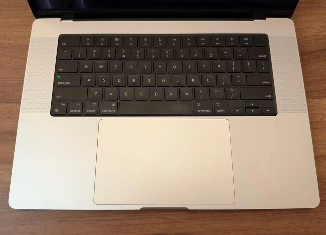 맥북프로 M2 pro 16인치 애케플 이미지