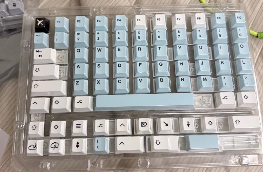 베놈 venom 60he 6.25 RGB 풀 알루하우징 최고 커스텀 팝니다 이미지