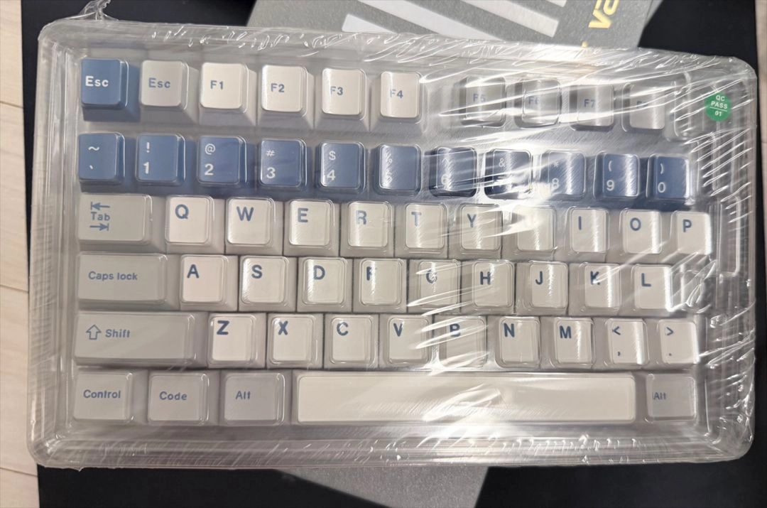 베놈 venom 60he 6.25 RGB 풀 알루하우징 최고 커스텀 팝니다 이미지
