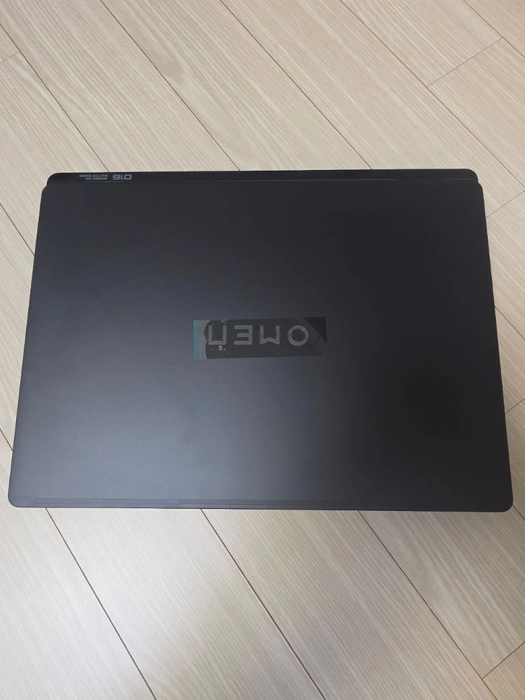 HP 오멘 맥스 (HX375 / RTX5080 / 32GB / 1TB) 게이밍 노트북 *2주전 구매* 이미지