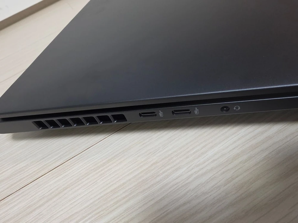 HP 오멘 맥스 (HX375 / RTX5080 / 32GB / 1TB) 게이밍 노트북 *2주전 구매* 이미지