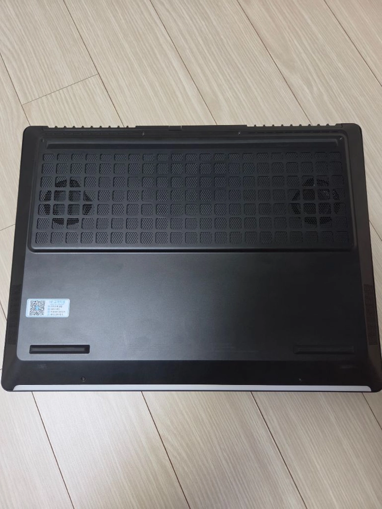 HP 오멘 맥스 (HX375 / RTX5080 / 32GB / 1TB) 게이밍 노트북 *2주전 구매* 이미지