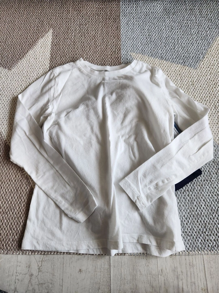 티셔츠 4장 8-10세 / H&M 기본 긴팔 무지 티셔츠 새상품 4장 8-10세 / 에이치엔엠 이미지