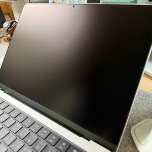 M5 맥북프로 14인치 실버 (24GB/512GB) 나노텍스쳐 이미지