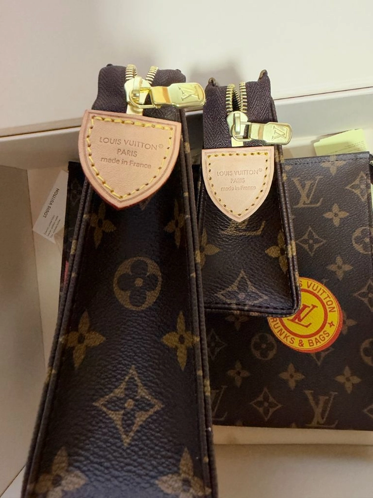 루이비통 트리오 토일렛 파우치 모노그램 이미지