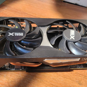 라데온 R9 270X.2기가 그래픽카드 이미지