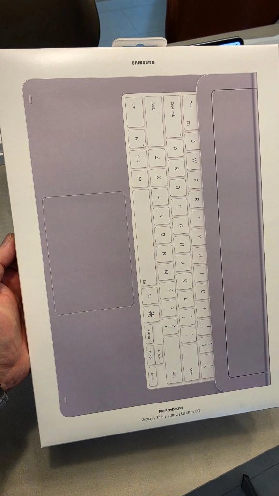 삼성 갤럭시탭 S11 Ultra 5G 1TB 슬림키보드,북커버 포함 색상 실버 팝니다 이미지