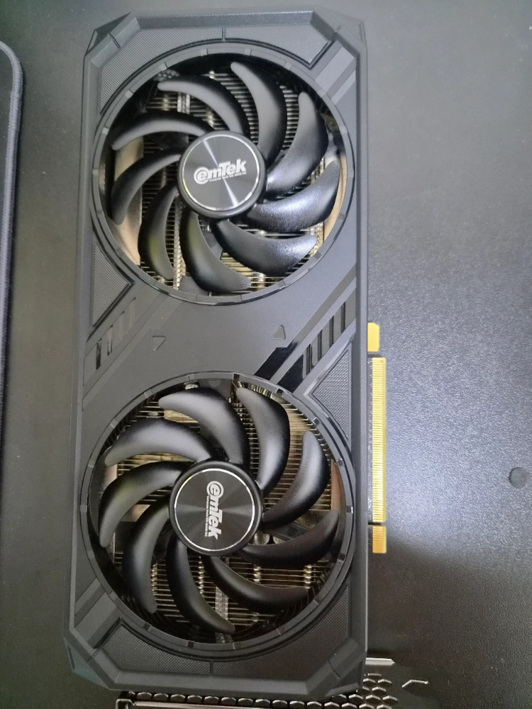 이엠텍 RTX 4070 12G 스톰듀얼 - 안심되는 중고거래
