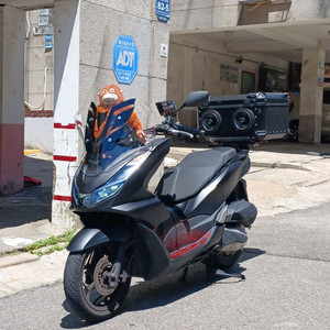21년식 # pcx125cc # 7만# 튜닝차량 판매합니다 이미지