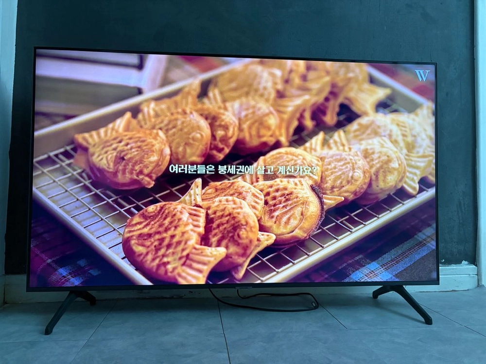 삼성 50인치 4K 크리스탈 스마트TV 이미지
