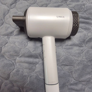 유닉스 에어샷 플라즈마 UN-A1747 헤어드라이기 이미지