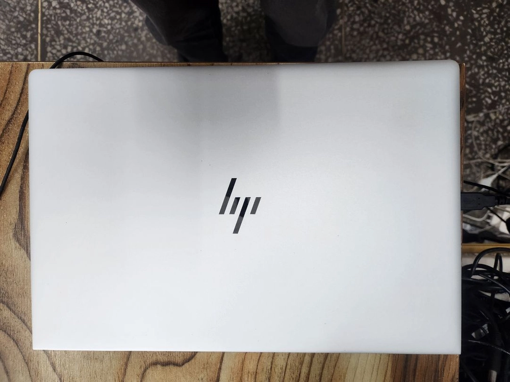 hp엘리트 노트북 (Hp EliteBook 755 g5)라이젠 7. pro 2700u 이미지