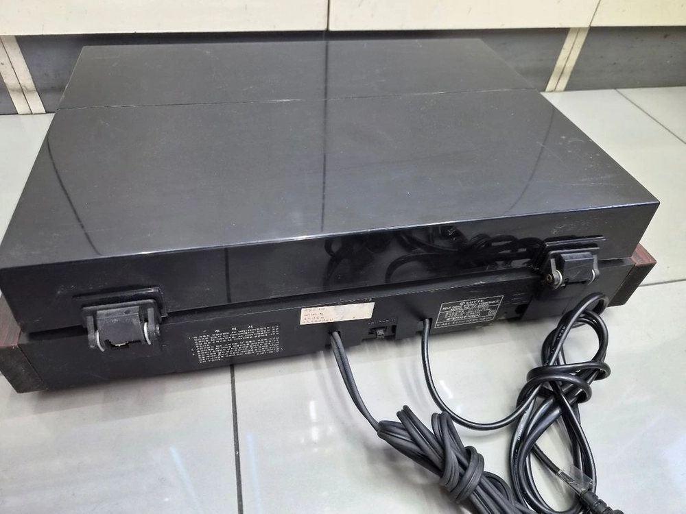 빈티지 턴테이블 LP2500A 고장품 팝니다. 이미지