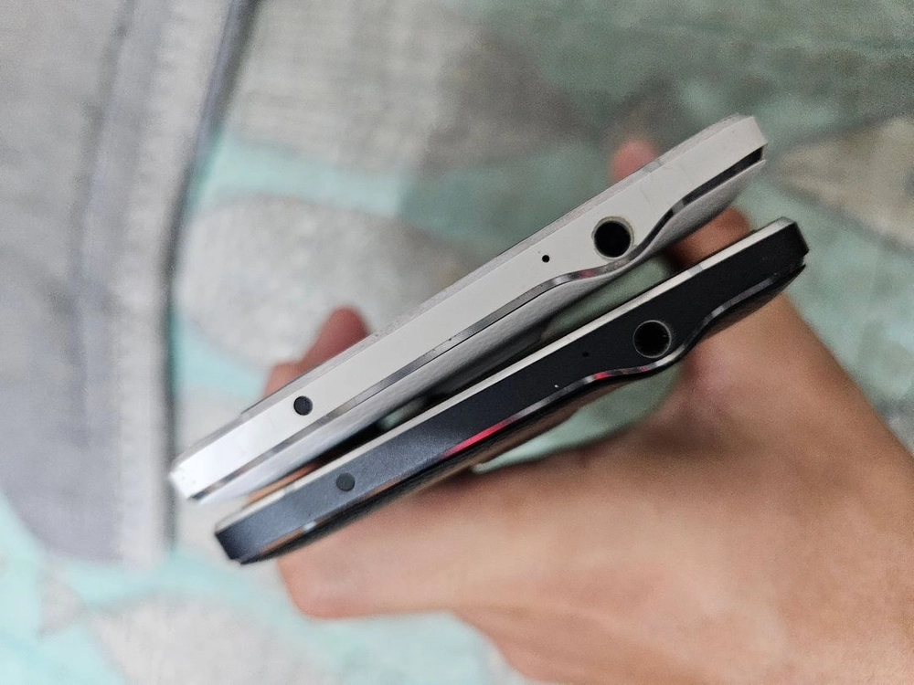 갤럭시 노트4 32GB 화이트, 블랙 SKT KT LGU+ 3사호환 음악감상용 MP3 업무용 소장용 중고폰 공기계 이미지