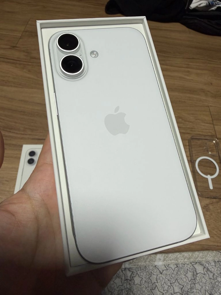 아이폰17 화이트 256GB 배터리 100% 보증 OK 이미지