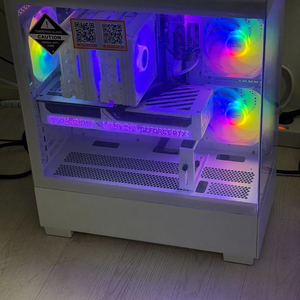 13700kf + rtx5060 본체팝니다 이미지