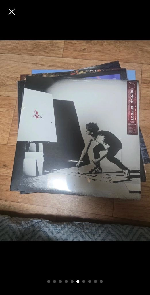 아끼던 미개봉 LP viyl 바이닐 저렴하게 처분하려합니다 장르별로 게시글4개 올려요~ 이미지