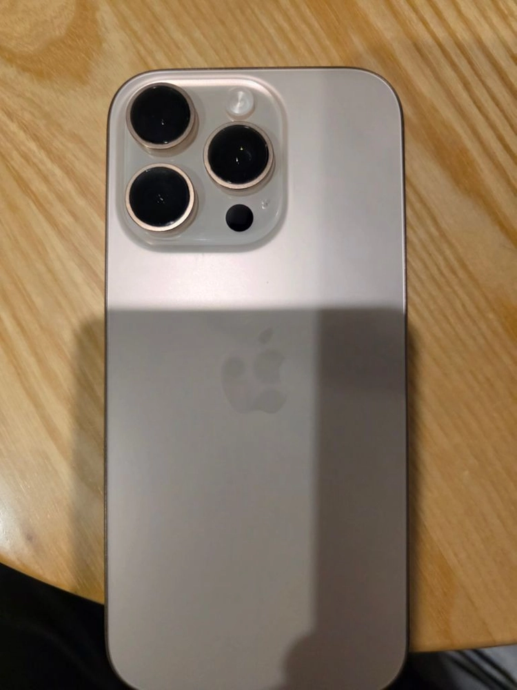 아이폰 16 프로 256gb 이미지