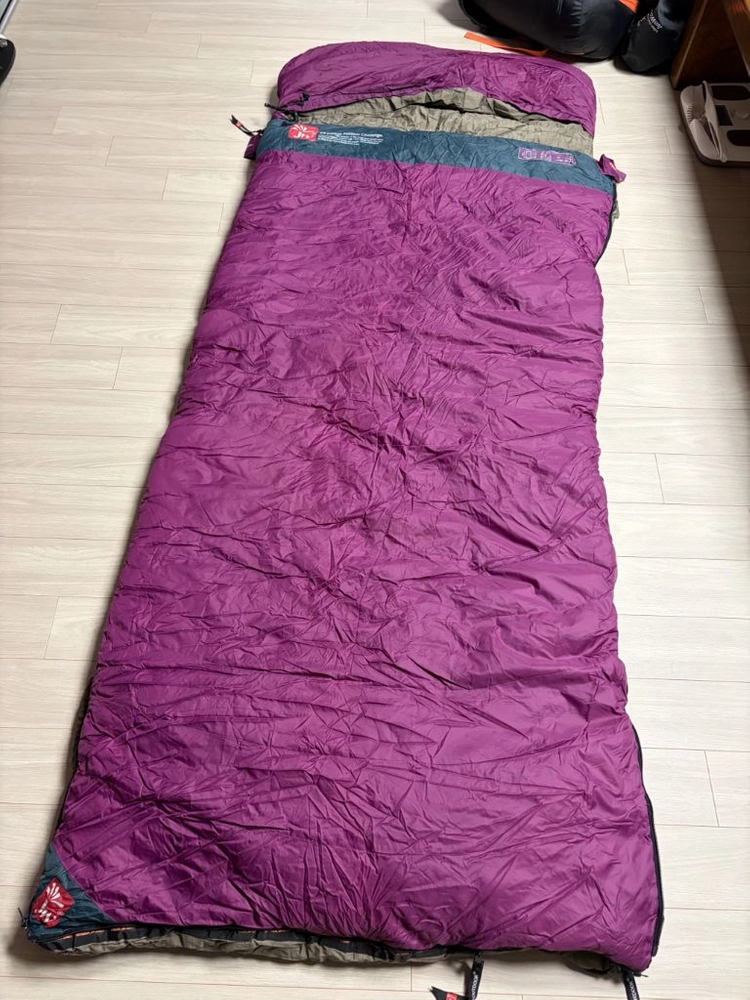 준우 동계용 침낭 2개 이미지
