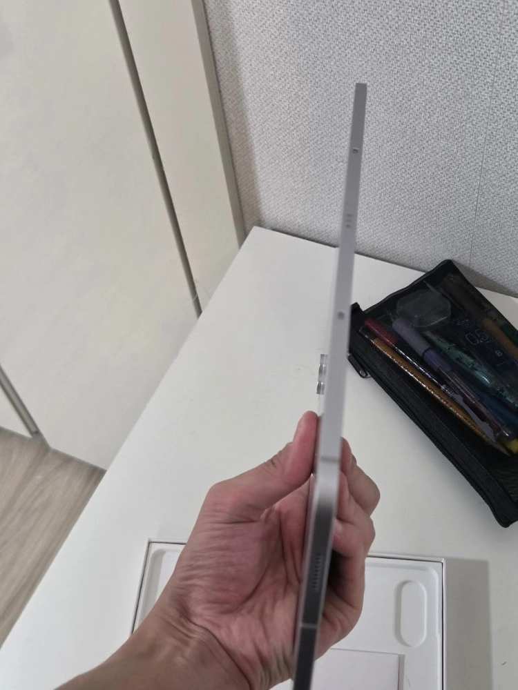 삼성 갤럭시 탭 S10 플러스 실버 256GB 와이파이 이미지