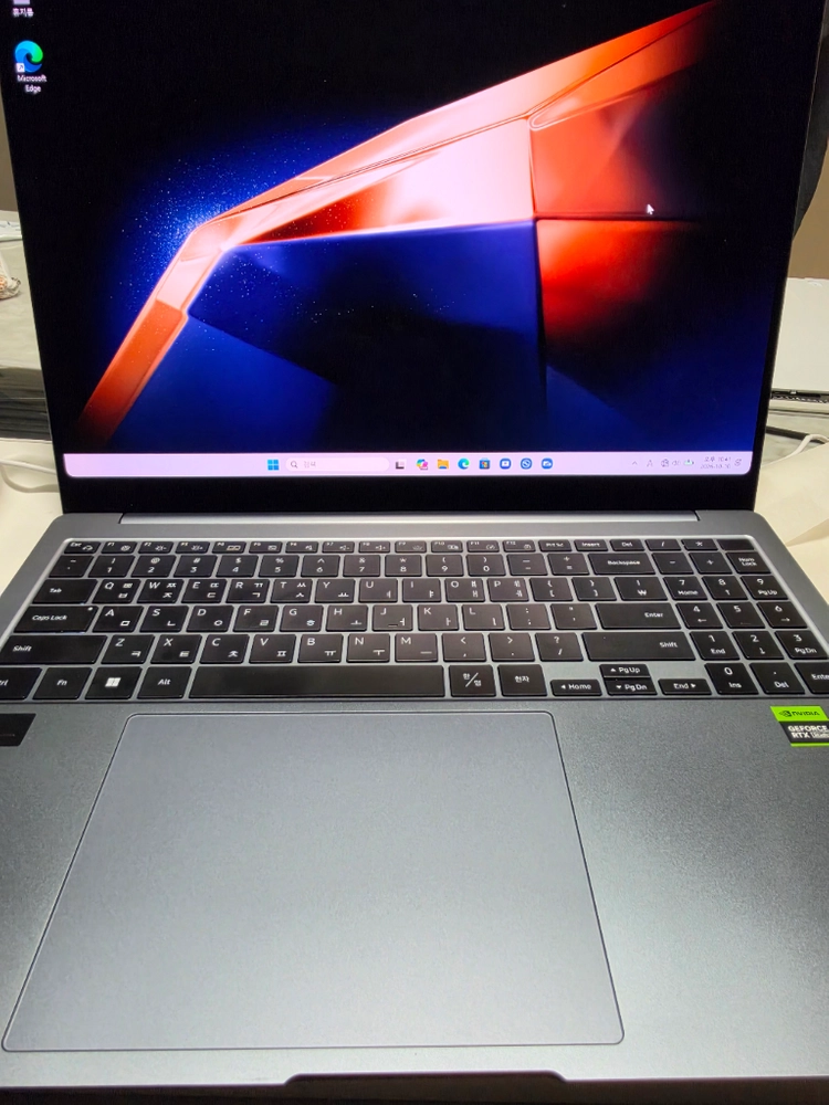 삼성 갤럭시북4 울트라 (Ultra7 155H/RTX4050/16GB/512GB) 터치스크린 노트북 이미지