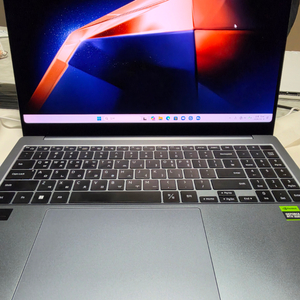 삼성 갤럭시북4 울트라 (Ultra7 155H/RTX4050/16GB/512GB) 터치스크린 노트북 이미지