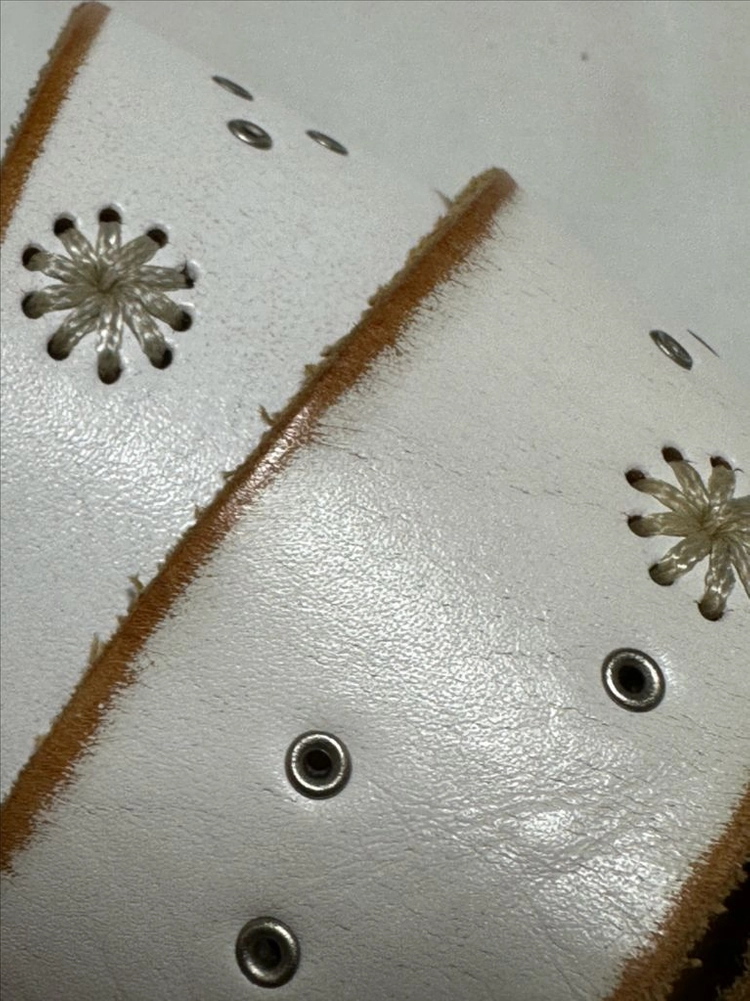 Fossil 화석 화이트 빈티지 자수 소가죽 벨트 이미지