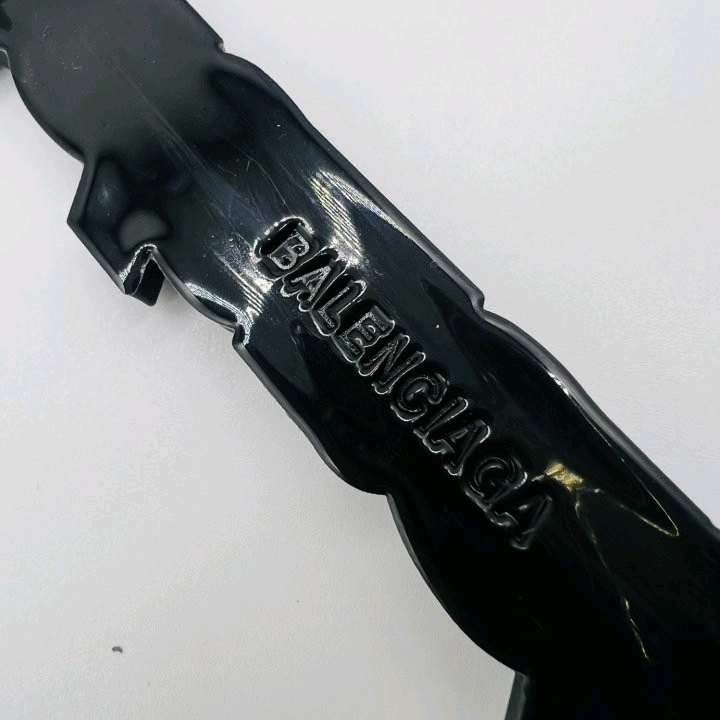 발렌시아가키트 참 키링 키홀더 이미지