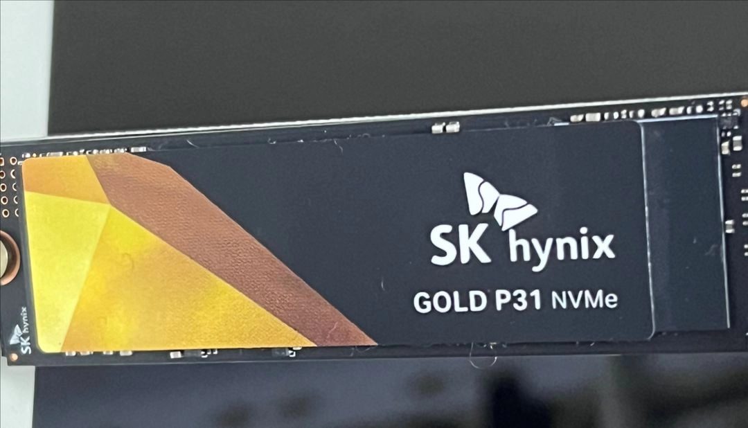 SK하이닉스 GOLD P31 NVMe 2TB SSD 팝니다 이미지