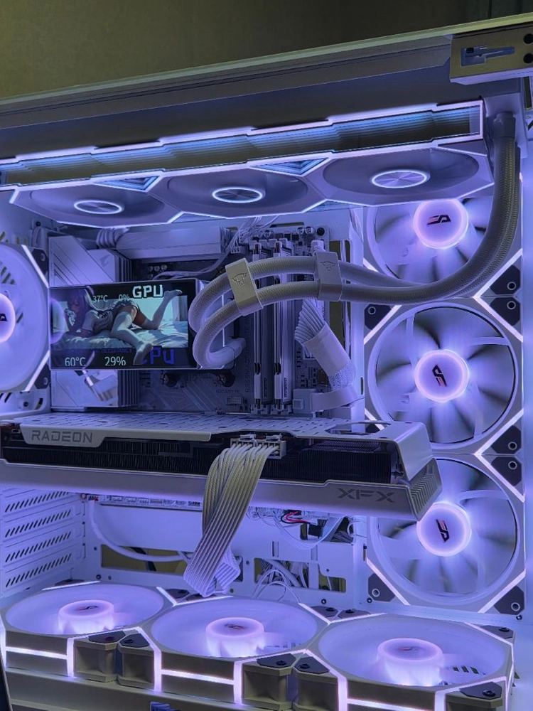7800x3d 7800xt 화이트 데스크탑 팝니다 - 안심되는 중고거래