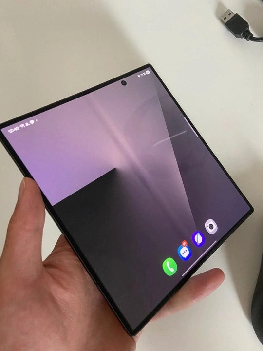 자급제 갤럭시 Z 폴드7 제트블랙 512GB 풀박스 이미지