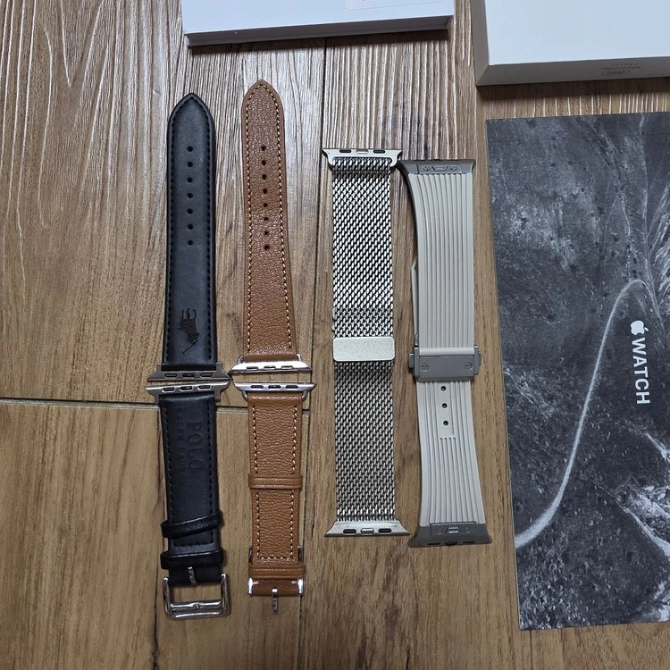 애플워치 울트라2 49mm 내추럴 티타늄 풀박스 A급 /밴드4종 이미지