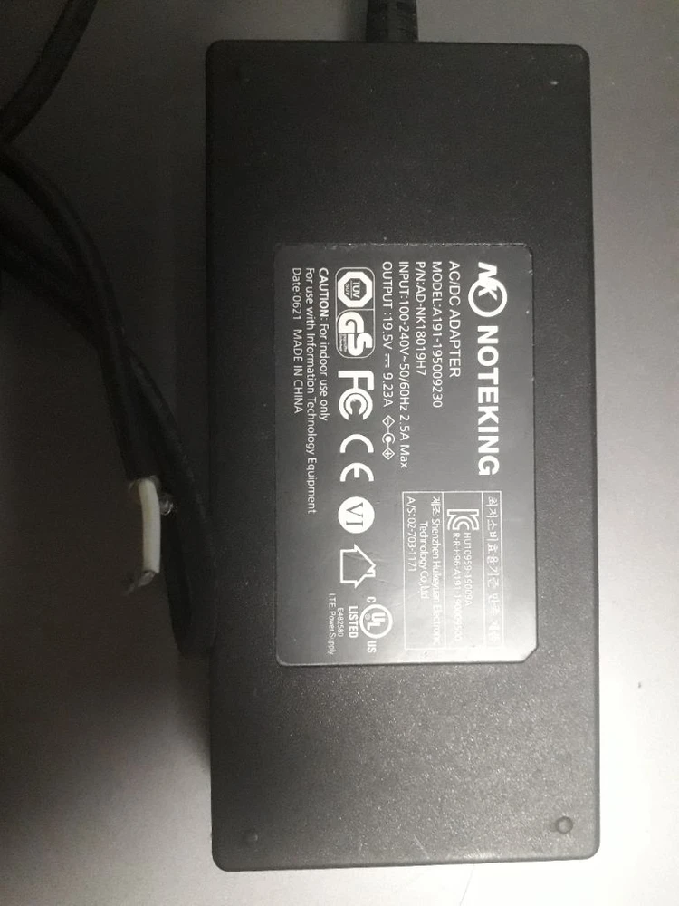 부품용 노트북충전기 19.5v 9.23암페어 이미지