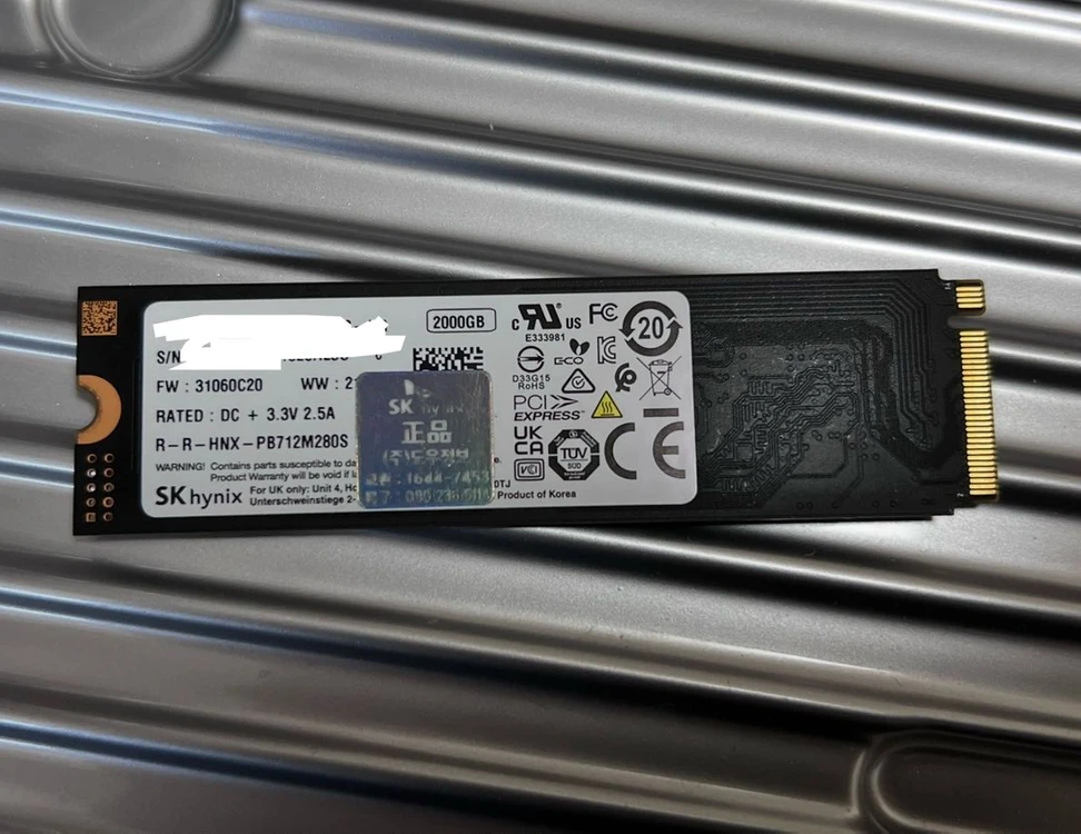 SK하이닉스 GOLD P31 NVMe 2TB SSD 팝니다 이미지
