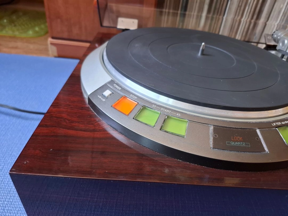 DENON DP~67L턴테이블 이미지