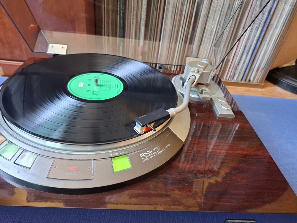 DENON DP~67L턴테이블 이미지