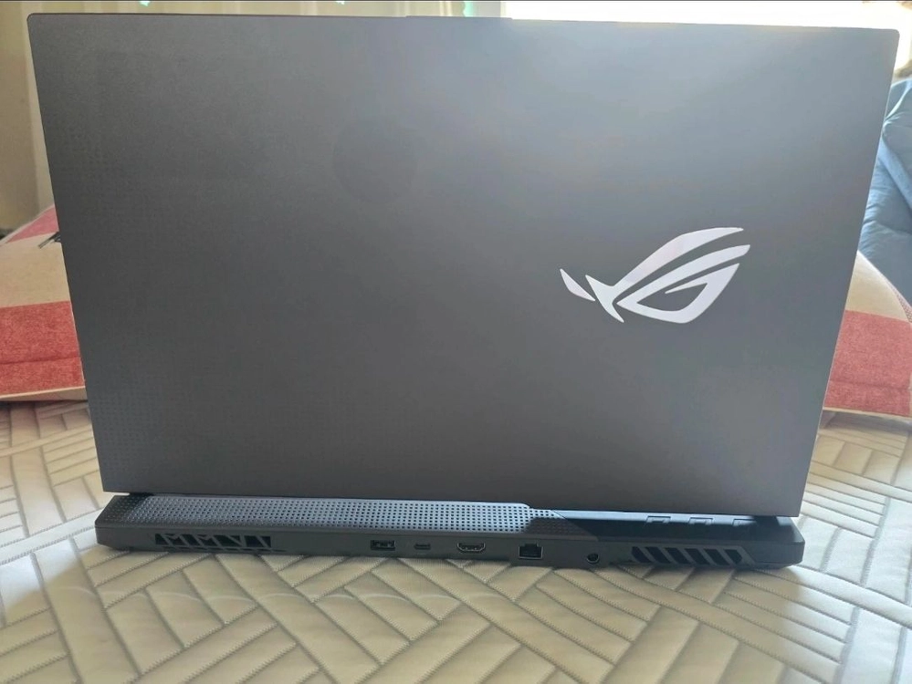 ASUS ROG Strix G17 G713Q 게이밍 노트북 이미지