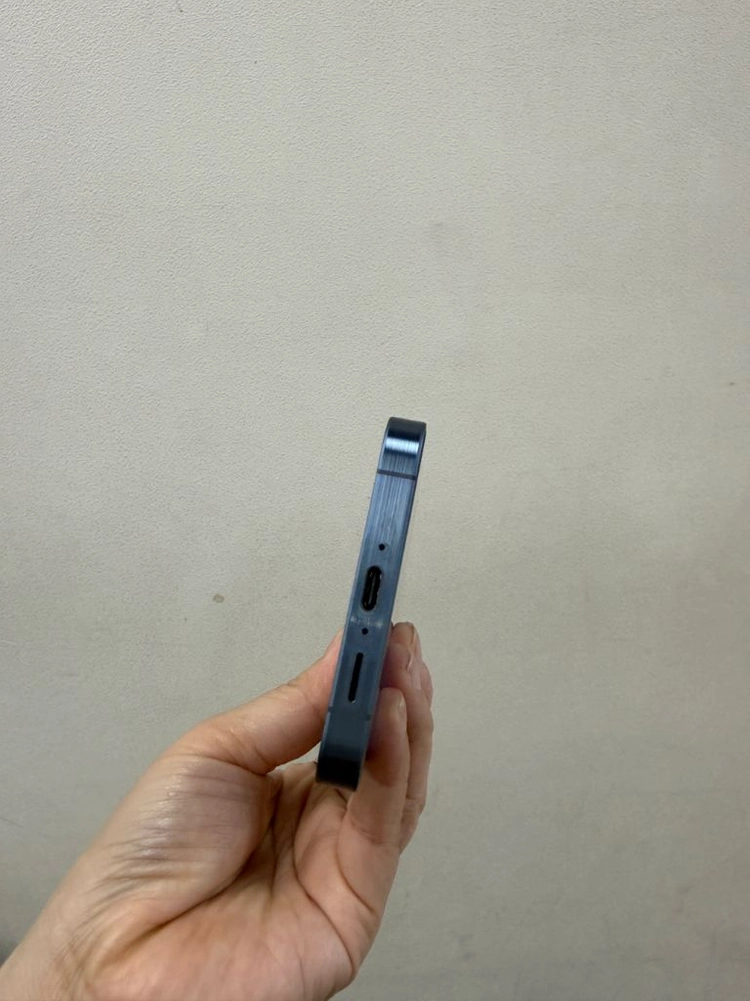 (부산중고폰) 갤럭시퀀텀5 블랙 128기가 상태최상 판매해요 이미지