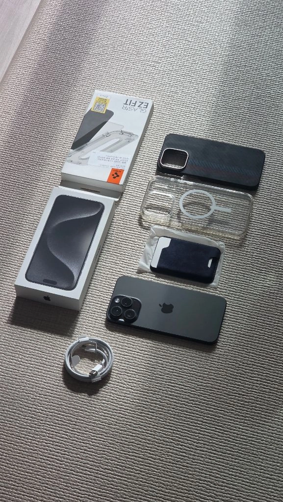 S급 아이폰 15 프로 맥스 512GB 블랙 (+악세서리, 미사용 정품 케이블 등) 이미지